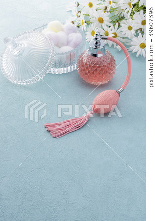 Women's Accessories Women's Accessories 39607396