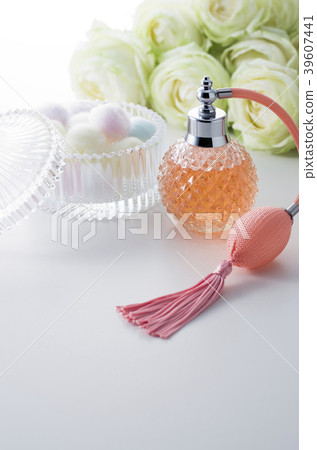 Women's Accessories Women's Accessories 39607441