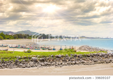 Group Coastal fishing boats with breakwater stones Group Coastal fishing boats with breakwater stones 39609107