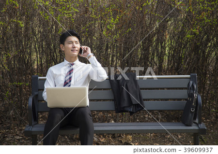 Businessman 39609937