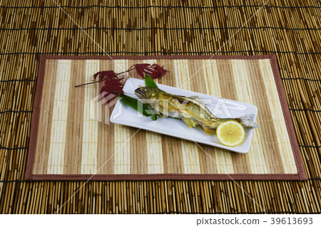 鹽烤三文魚 鹽烤三文魚 39613693