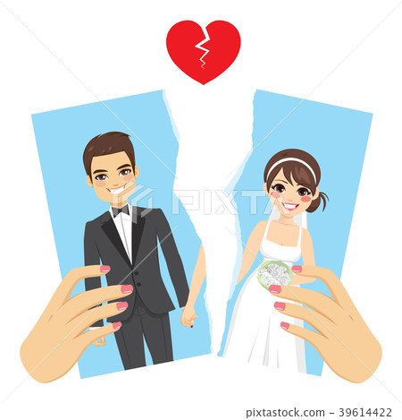 Ripped Photo Divorce Concept 39614422