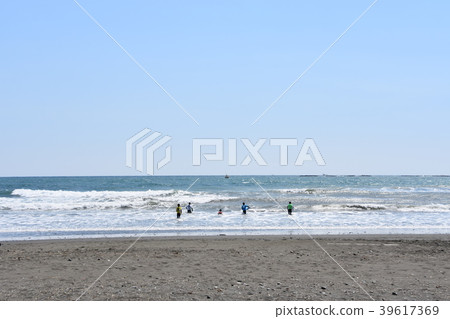 Surfing test 39617369