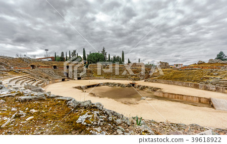 Roman amphitheatre in Merida, Spain 39618922