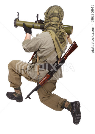 mercenary with anti-tank rocket launcher - RPG mercenary with anti-tank rocket launcher - RPG 39620943