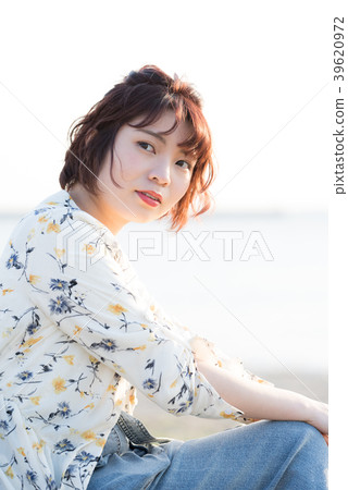 Portrait women Portrait women 39620972