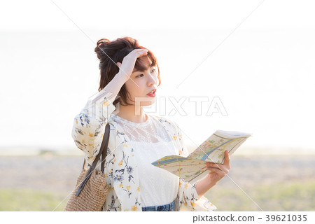 一個人旅行的女人 一個人旅行的女人 39621035