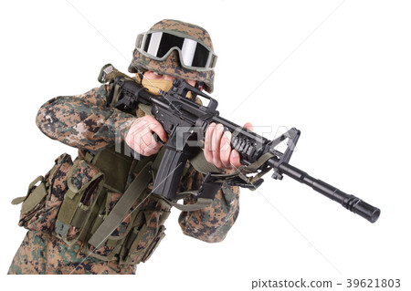 US MARINES with m4 carbine US MARINES with m4 carbine 39621803