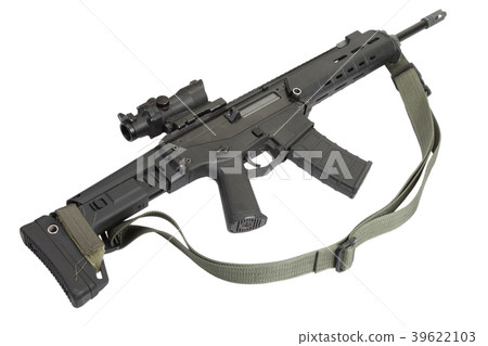 Modern assault rifle isolated Modern assault rifle isolated 39622103