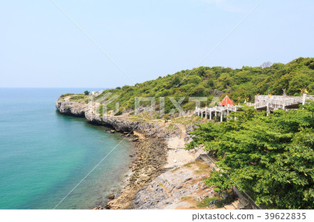 Chong Kao Kad . Koh Sichang ( Sri-chang island ) Chong Kao Kad . Koh Sichang ( Sri-chang island ) 39622835
