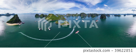 Halong Bay Vietnam panorama (super panorama and pa 39622851