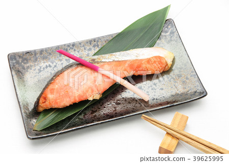 Pickles of salmon Pickles of salmon 39625995