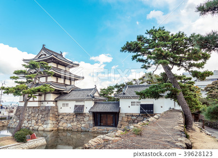 Takamatsu Castle Tsukimi Pass and Mizute Gomon Takamatsu Castle Tsukimi Pass and Mizute Gomon 39628123
