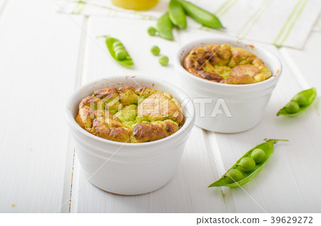 Peas souffle 39629272