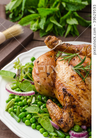 Grilled organic bio chicken 39629593