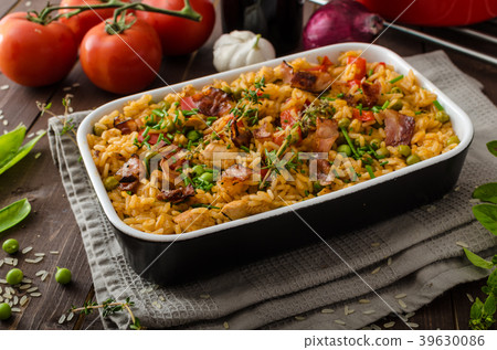 Cajun chicken with rice 39630086