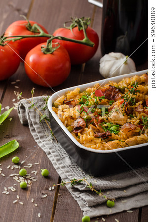 Cajun chicken with rice 39630089