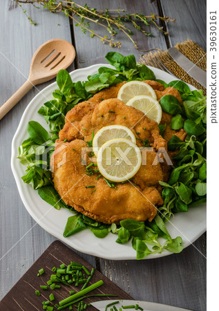 German schnitzel 39630161