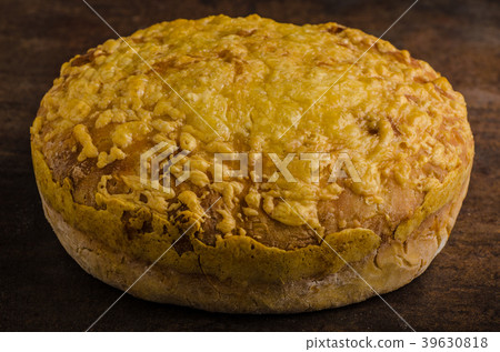 Cheese bread in oven Cheese bread in oven 39630818