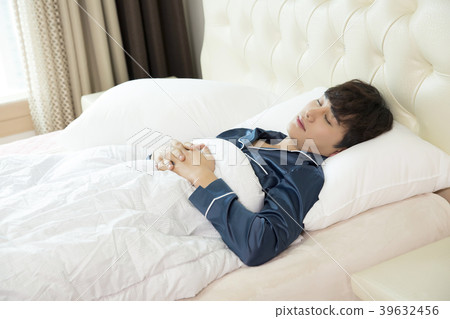 Conceptable photo of new married couple daily life. 050 Conceptable photo of new married couple daily life. 050 39632456