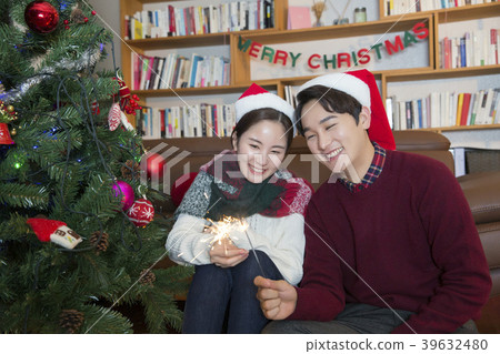 Conceptable photo of new married couple daily life. 280 Conceptable photo of new married couple daily life. 280 39632480