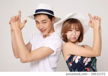 Happy young traveler couple concept photo. set out on a trip to honeymoon, camping and summer vacation concept isolated on white background. 457 Happy young traveler couple concept photo. set out on a trip to honeymoon, camping and summer vacation concept isolated on white background. 457 39632572