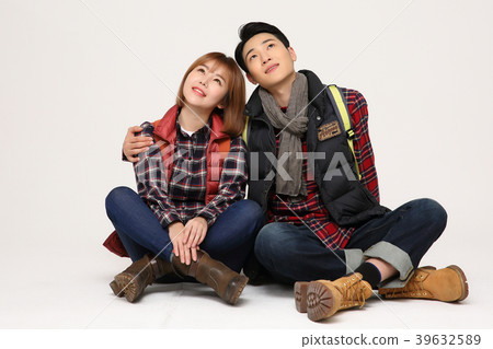 Happy young traveler couple concept photo. set out on a trip to honeymoon, camping and summer vacation concept isolated on white background. 376 Happy young traveler couple concept photo. set out on a trip to honeymoon, camping and summer vacation concept isolated on white background. 376 39632589
