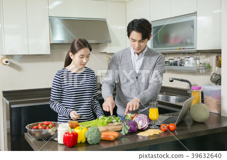 Conceptable photo of new married couple daily life. 176 Conceptable photo of new married couple daily life. 176 39632640