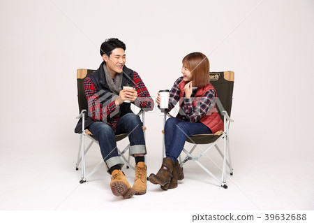 Happy young traveler couple concept photo. set out on a trip to honeymoon, camping and summer vacation concept isolated on white background. 408 Happy young traveler couple concept photo. set out on a trip to honeymoon, camping and summer vacation concept isolated on white background. 408 39632688