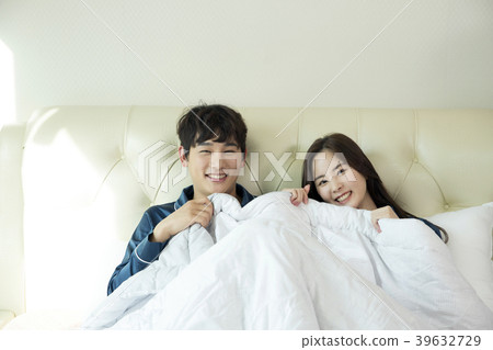 Conceptable photo of new married couple daily life. 071 Conceptable photo of new married couple daily life. 071 39632729