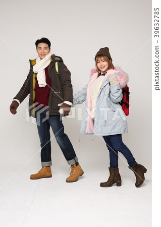 Happy young traveler couple concept photo. set out on a trip to honeymoon, camping and summer vacation concept isolated on white background. 234 Happy young traveler couple concept photo. set out on a trip to honeymoon, camping and summer vacation concept isolated on white background. 234 39632785
