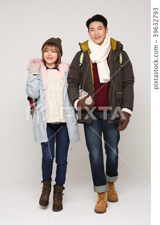 Happy young traveler couple concept photo. set out on a trip to honeymoon, camping and summer vacation concept isolated on white background. 226 Happy young traveler couple concept photo. set out on a trip to honeymoon, camping and summer vacation concept isolated on white background. 226 39632793