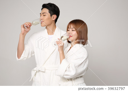 Happy young traveler couple concept photo. set out on a trip to honeymoon, camping and summer vacation concept isolated on white background. 500 39632797