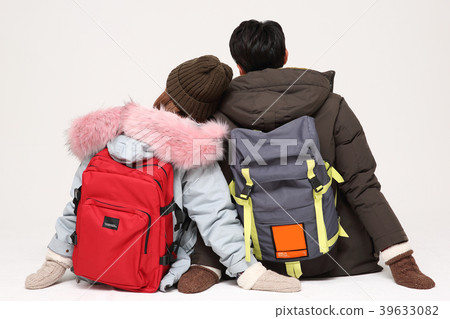 Happy young traveler couple concept photo. set out on a trip to honeymoon, camping and summer vacation concept isolated on white background. 252 Happy young traveler couple concept photo. set out on a trip to honeymoon, camping and summer vacation concept isolated on white background. 252 39633082