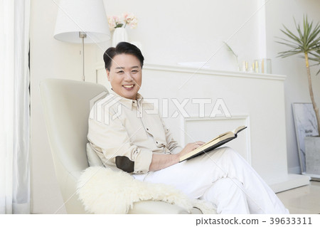 the life of a middle-aged man concept photo. a middle-aged man's work , daily routine and hobbies. 143 39633311