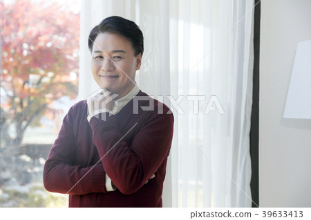 the life of a middle-aged man concept photo. a middle-aged man's work , daily routine and hobbies. 090 the life of a middle-aged man concept photo. a middle-aged man's work , daily routine and hobbies. 090 39633413