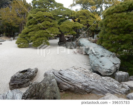 Chiaki Cabinet Garden 39635783