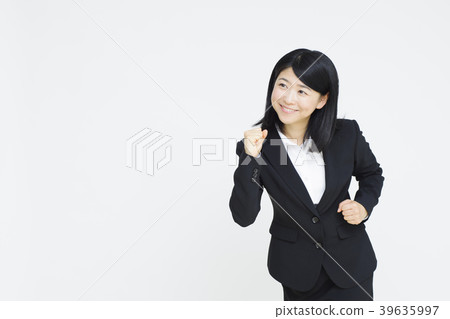 年輕的商業女人業務 39635997