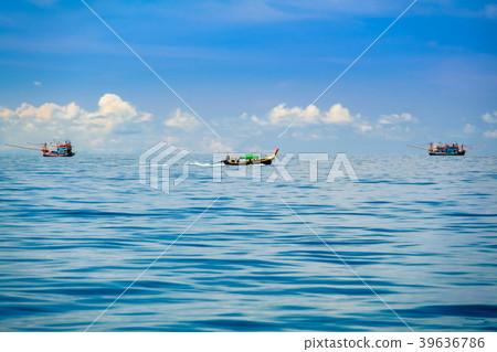 Beautiful sea and sky in southern Thailand. Beautiful sea and sky in southern Thailand. 39636786
