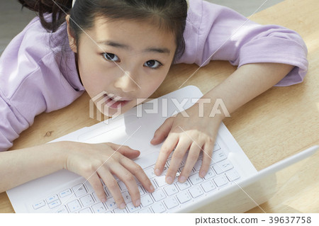 laptop and girl laptop and girl 39637758