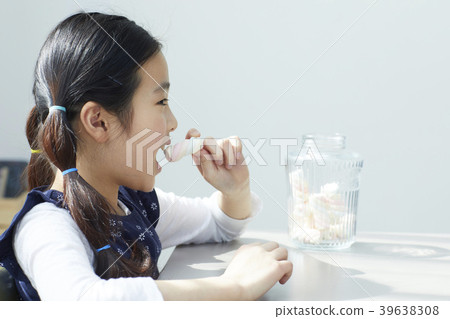 糖果和孩子們 39638308