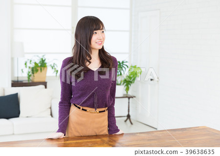 放鬆的女人 放鬆的女人 39638635