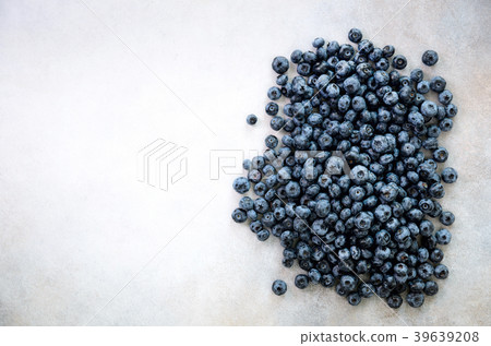 Fresh blueberries background with copy space for 39639208