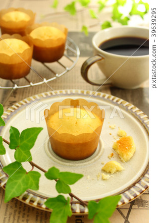 Image of handmade plain muffin tea time 39639295