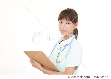 微笑的護士 微笑的護士 39640433