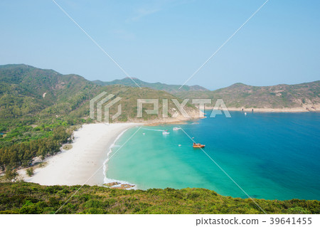 Hong Kong beach at daytime 39641455