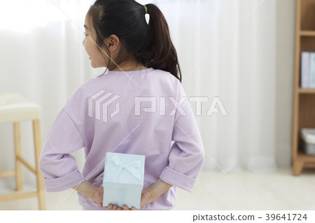 Mother's Day, Mother and Daughter Mother's Day, Mother and Daughter 39641724