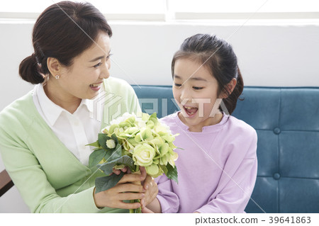 母親節,母親和女兒 母親節,母親和女兒 39641863
