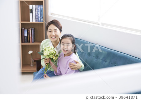 Mother's Day, Mother and Daughter 39641871