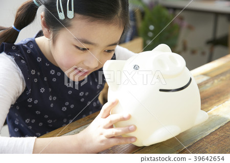 Saving Children Piggy Bank Saving Children Piggy Bank 39642654